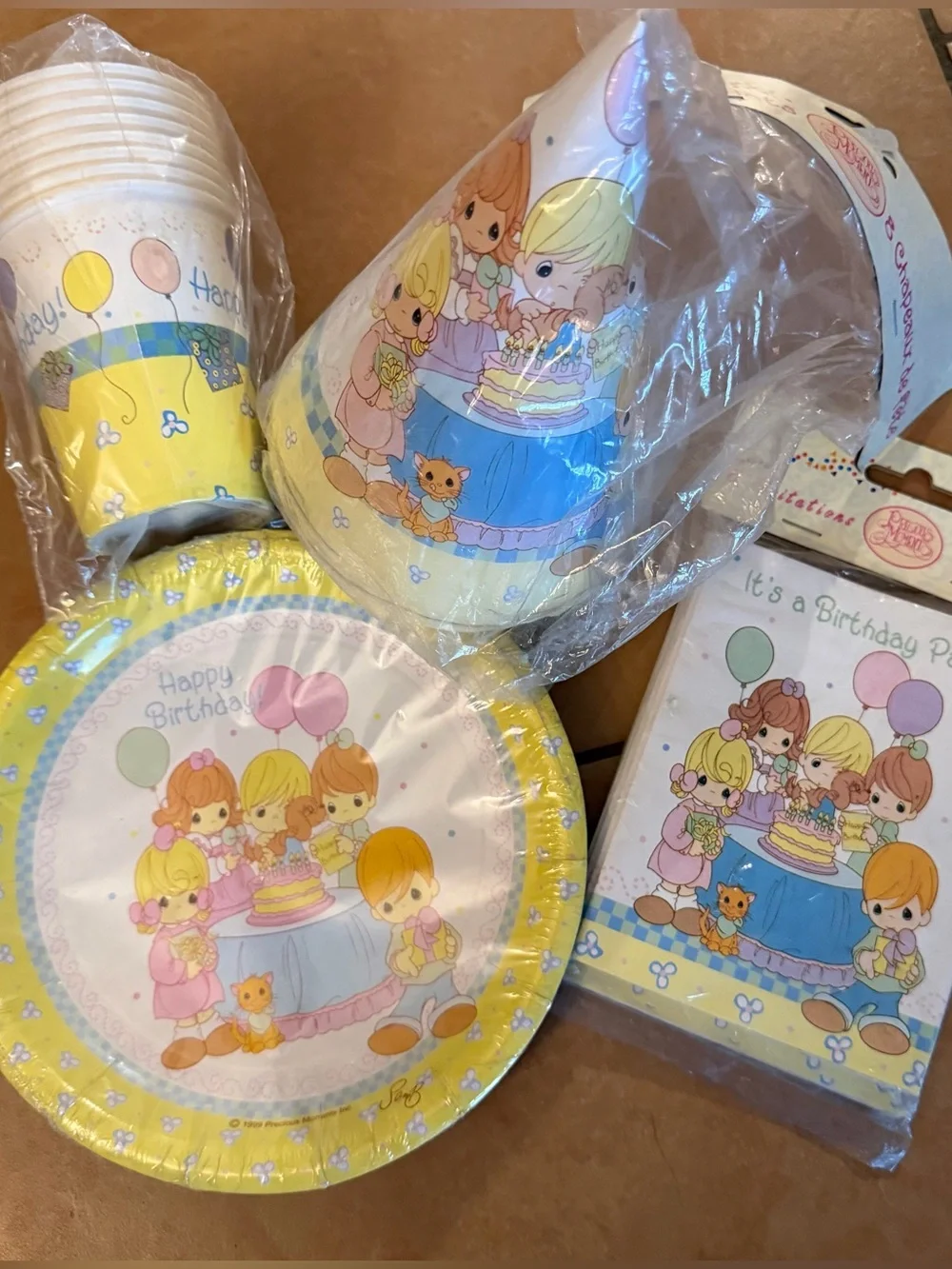 Vintage Y2K Precious Moments Yellow Birthday Party Supplies Set